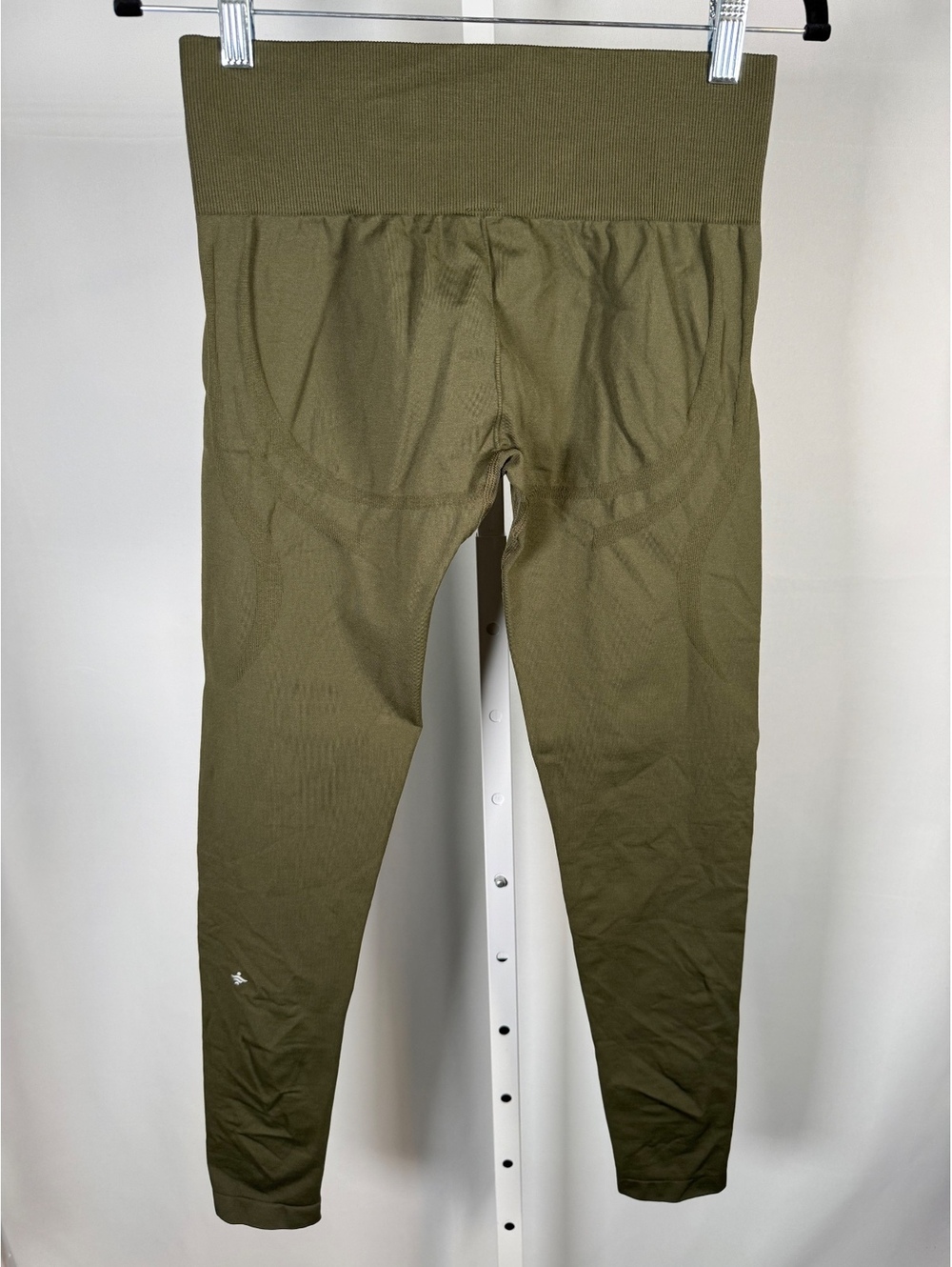 Halara Seamless Flow Mid Rise Tummy Control Leggings Olive Green Size Medium - Picture 4 of 6